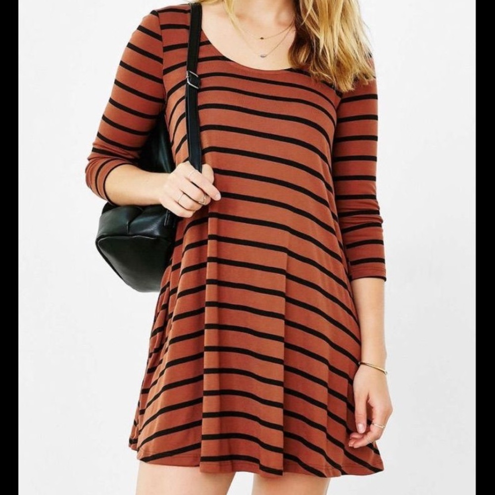 Fall Dress • Urban Outfitters Swing Dress